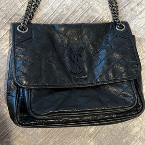 Saint Laurent Niki Medium Leather Handbag
